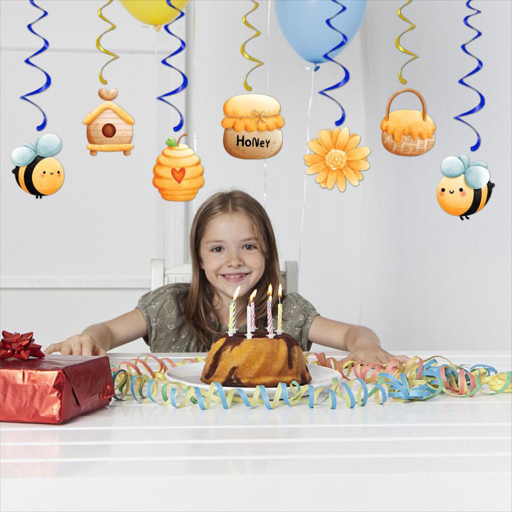 Spring Bee-themed Birthday Party Decoration Birthday Flag Spiral Tag Honey Cake Small Insert