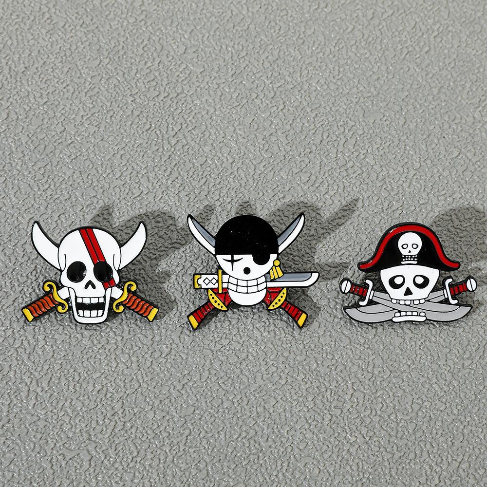 Personalized Creative Anime ONE PIECE Metal Badge Accessories Skull Alloy Oil Drop Brooch Pin Decoration