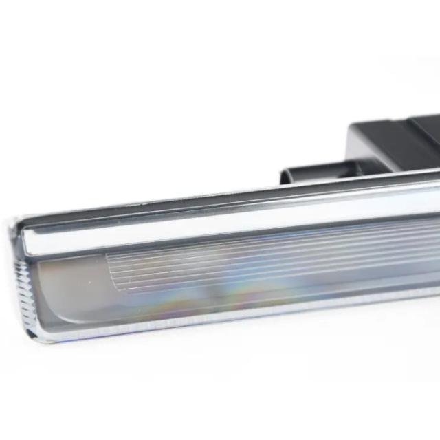 97063104401 fits Panamera turn signals (2009-2016).