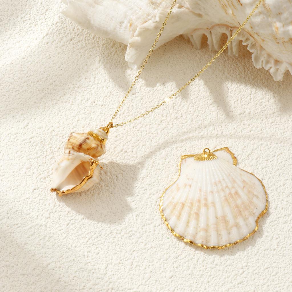 2 PCs Shell Pendants Gold Plated Scallop Conch Ocean Jewelry Charms For DIY Necklace Earrings Jewelry Making Findings