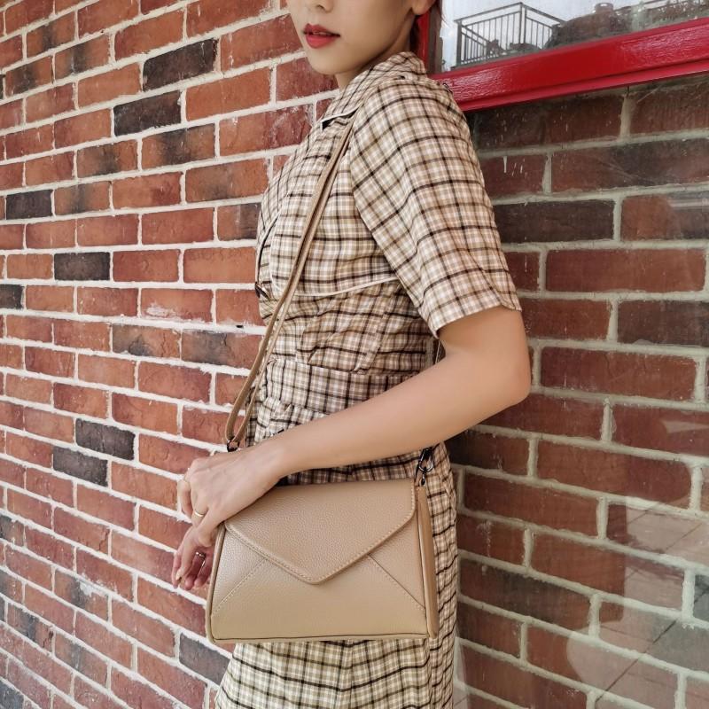 Genuine Leather Boston Bag Barrel Bag Women Large Capacity Crossbody Shoulder Bag Splicing Design Handbag