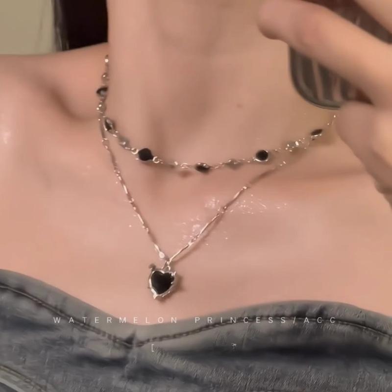 Multiple-layered Stacked Necklace for Women, Chic and Cool Black Leather Rope Chain, Collar Chain, Neck Chain