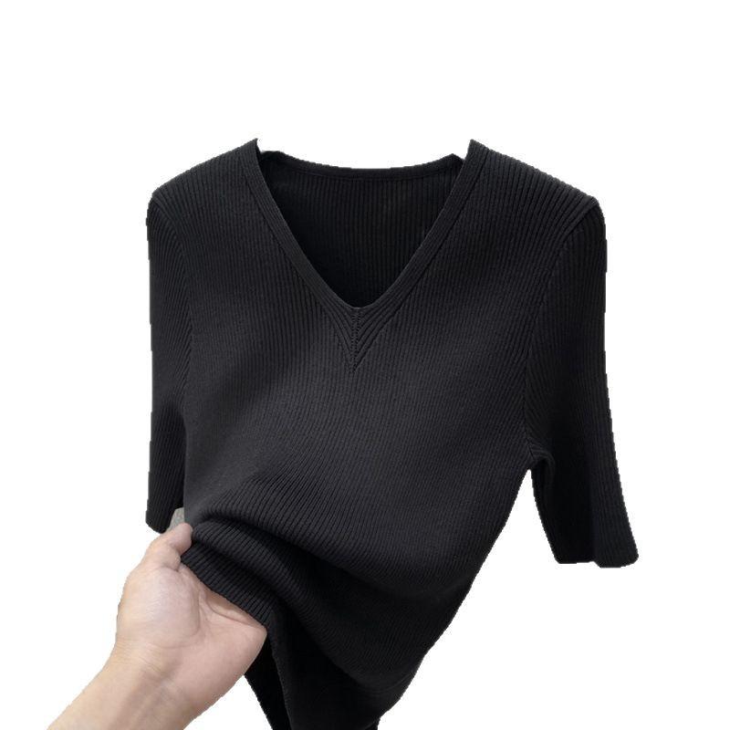 Summer New V-neck Slim-fit Knitted Bottoming Shirt Women's Front Shoulder Gray Five-quarter Sleeve Top Thin