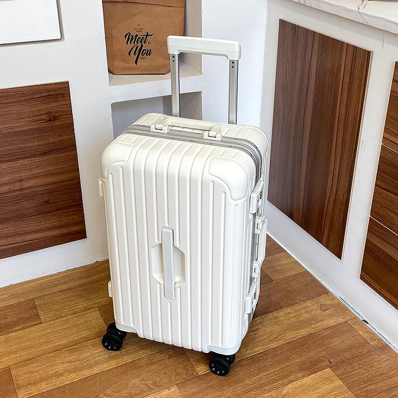 Xiaoyan 37 Multi-functional Travel Luggage 22 inch