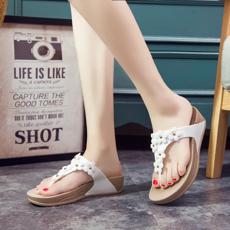 2024 Stylish Summer Wedge Flip Flops For Women Comfortable Beach Sandals With Thick Sole