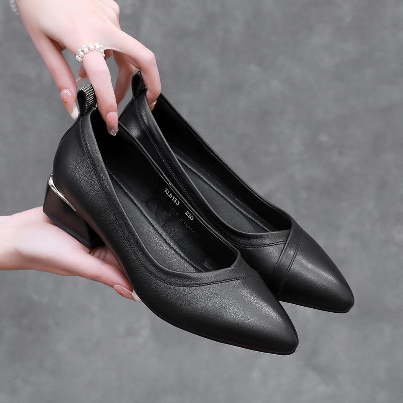 GKTINOO Genuine Leather Pumps Comfort Office Lady Shoes Female 2025 Spring Autumn Pointed Toe Low Heel Soft Women's Work Shoes