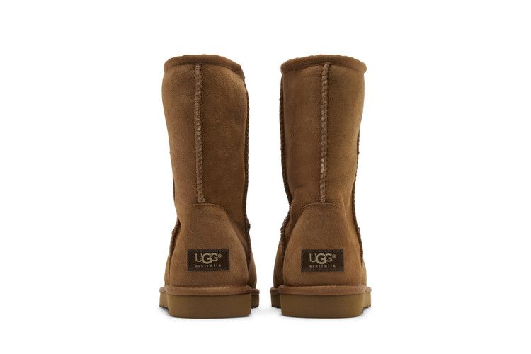UGG Classic Short 'Chestnut'