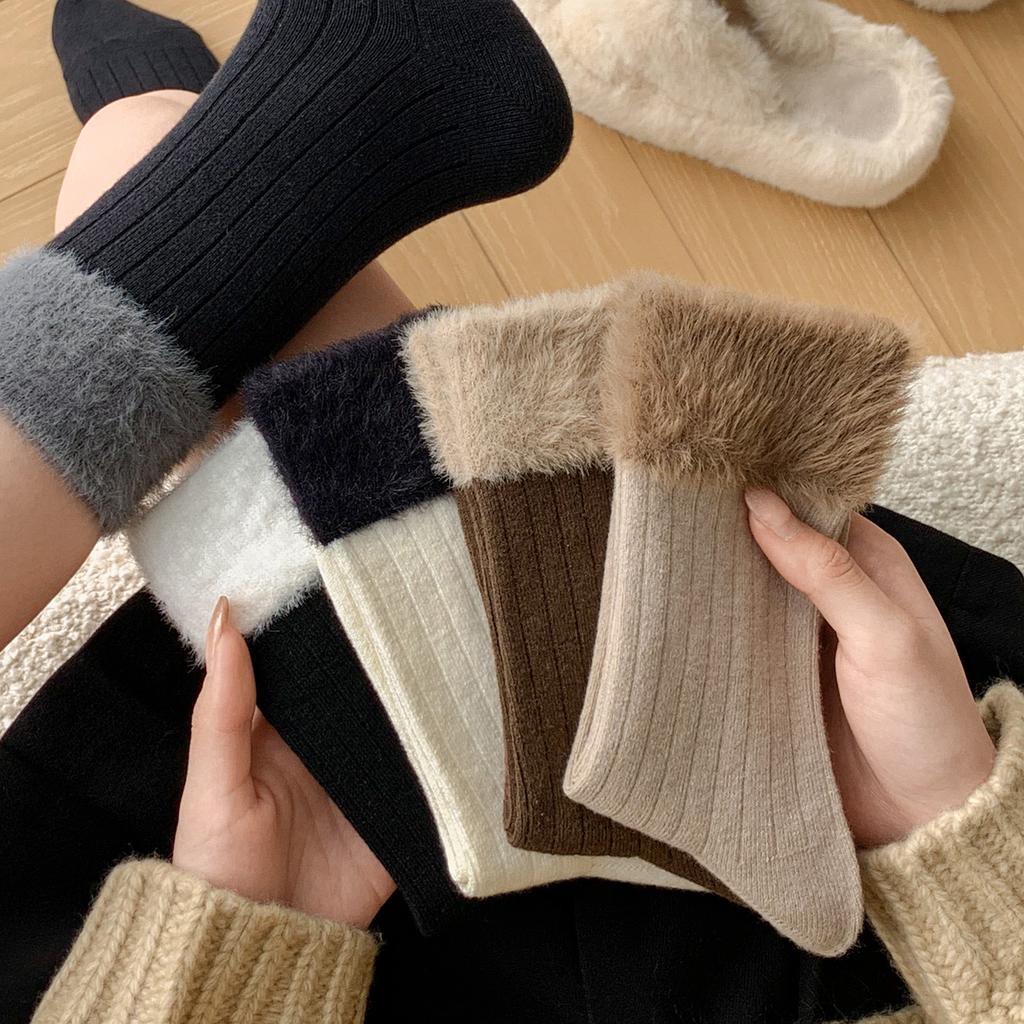 Women's Mink Fleece Thickened Warm Mid-calf Socks Color-blocked Design Japanese Style Versatile Autumn and Winter Lounge Socks
