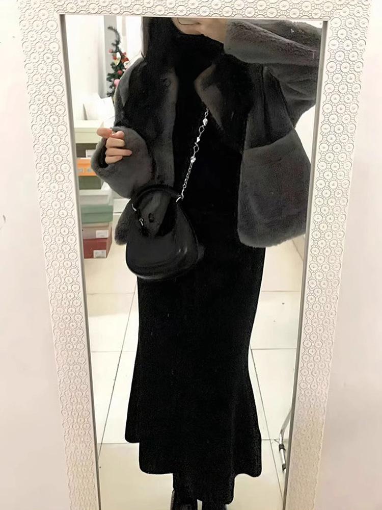 Beflocktes Schwarzes Lotos-Fischschwanzkleid mit Pelzfutter – Damen Herbst/Winter Schlanke Passform, Hoher Kragen, Langes Kleid
