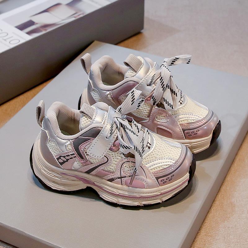 Children's sports shoes 2025 spring new girls fashion dad shoes fashion soft sole middle and older girls running shoes