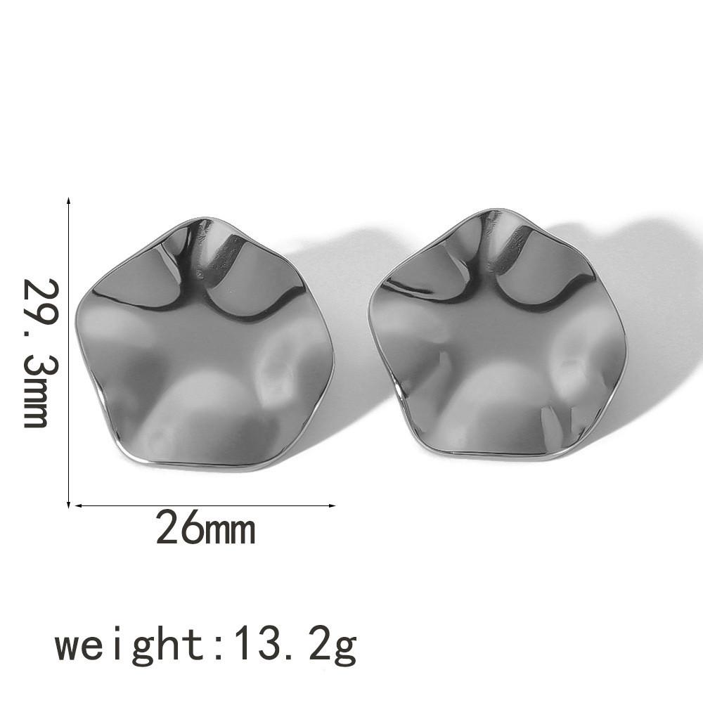 Geometric Titanium Steel Earrings For Women With Heart Shape Design And Vintage Style