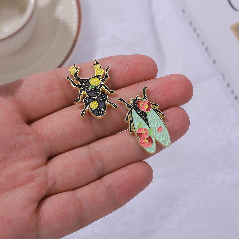 Floral Insects Enamel Pins Custom Nature Moth Cicada Scorpion Brooches Lapel Badges Funny Jewelry Gift for Kids Friends