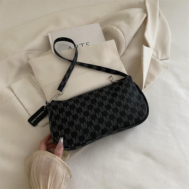 Сумка женская сумка 2025 осень новая европейская и американская ретро сумка-подмышка модная универсальная сумка на плечо маленькая квадратная сумка