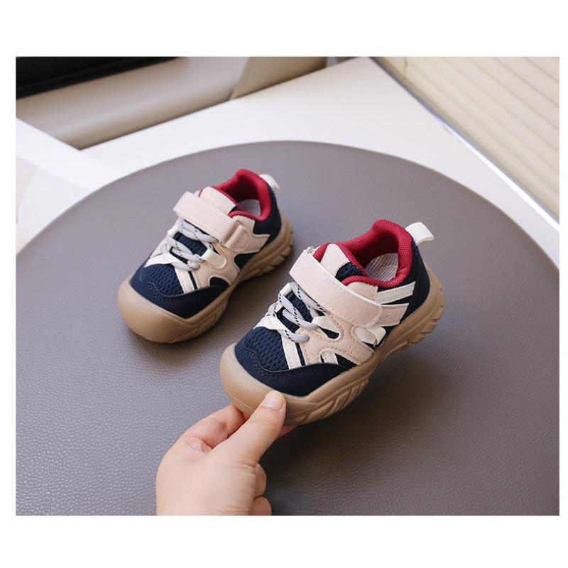 Children's sports shoes spring and autumn new boys anti-kick shoes breathable mesh girls non-slip and wear-resistant running shoes