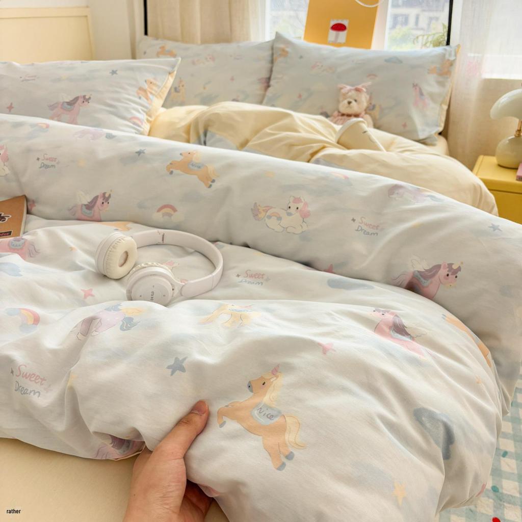 Fresh Simple Pure Cotton Duvet Cover Set, Available In Single, Three, or Four Pieces for Student Dormitories.
