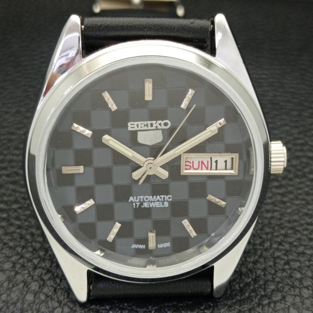 REFURBISHED AUTOMATIC SEIKO 5 MENS WATCH JAPAN MADE BLACK DIAL CUSTOM a440083-2