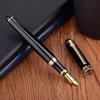 Duke D2 Zwart & Gouden Clip D2 Medium Pen met Penpunt Set met 1x Kalligrafie Fude Gebogen Penpunt Verwisselbaar Set Benodigdheden