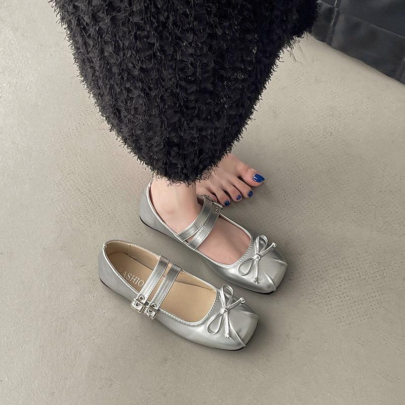 Bow gentle and cute single shoes women's 2025 summer new French buckle with skirt Mary Jane princess women's shoes