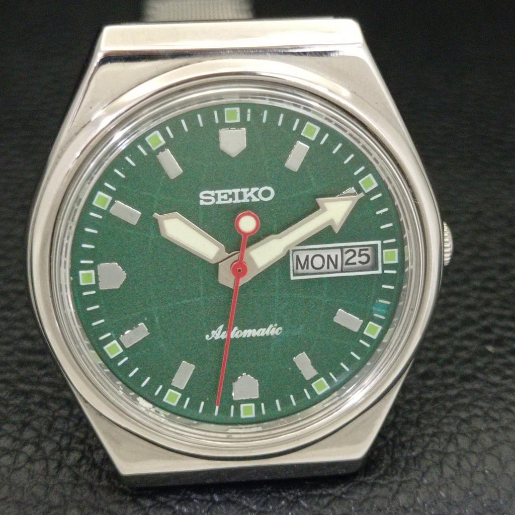 AUTOMATIC VINTAGE SEIKO JAPAN 6349A MENS GREEN COLOR DIAL WATCH A700492-5 R203-a700492