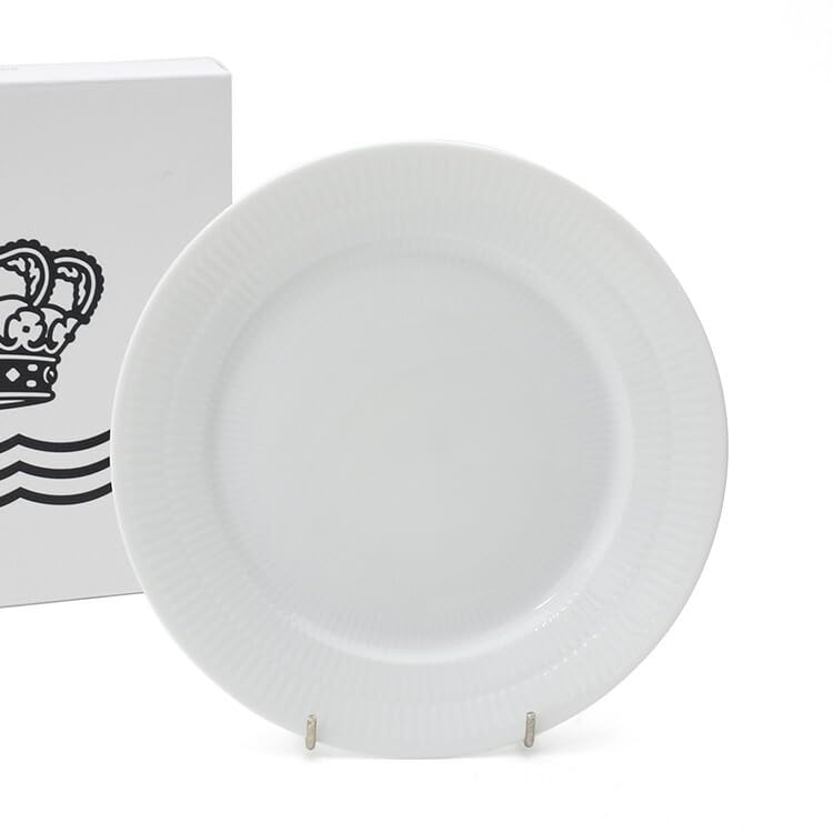 Royal Copenhagen White Fluted Plain 2408 622 Plate, 22cm (Imported)