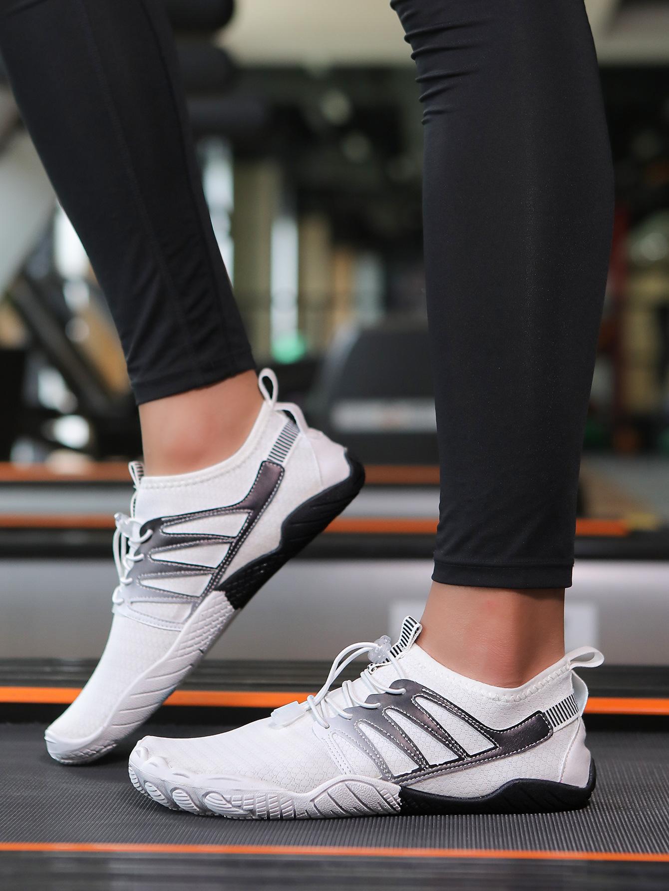 

New water shoes creek wading shoes barefoot outdoor diving snorkeling beach swimming shoes 47