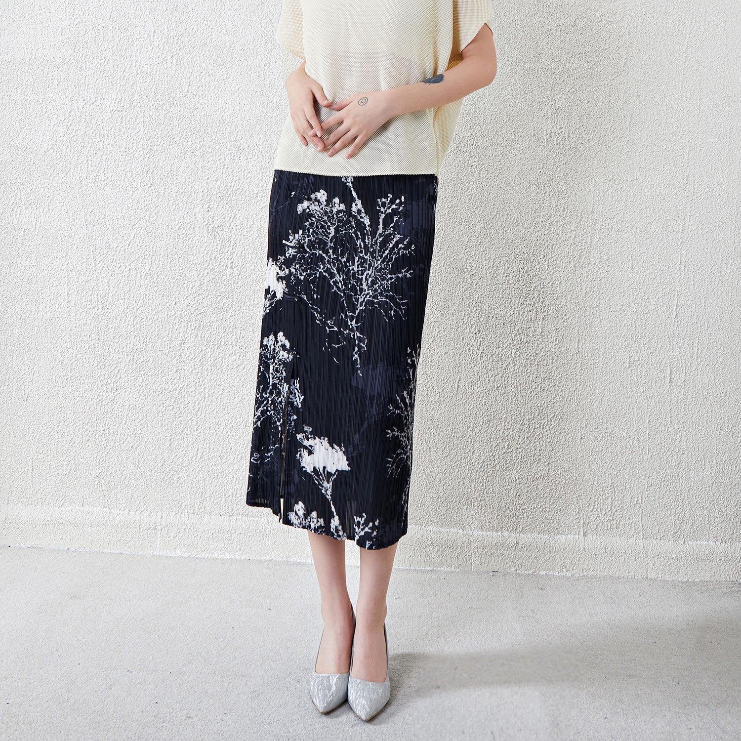 Женская летняя миди-юбка плиссе с завышенной талией и разрезом высокого класса One Size (90-155 cm)