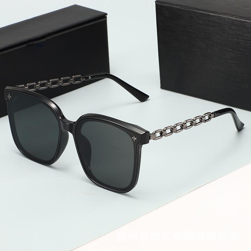 Large Frame Chain Sunglasses For Men And Women Street Shooting Uv-Proof Glasses With Sunglasses