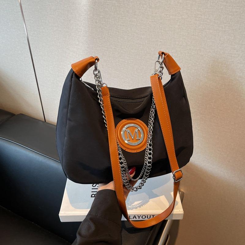 

Повседневная сумка из ткани большой вместимости для поездок на работу, женская новая универсальная сумка-мессенджер контрастного цвета на одно плечо в форме пельменя чёрный