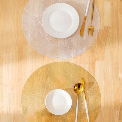 קישוטי שולחן ואביזרים – תחתיות ומחצלות