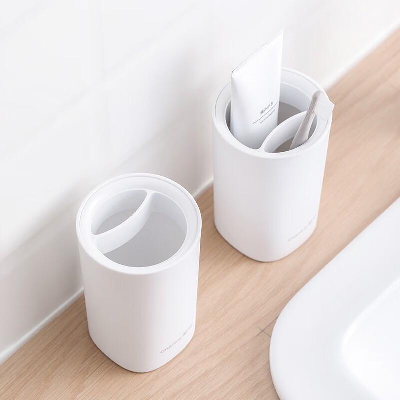 Chahua Aitesi Toothbrush Holder