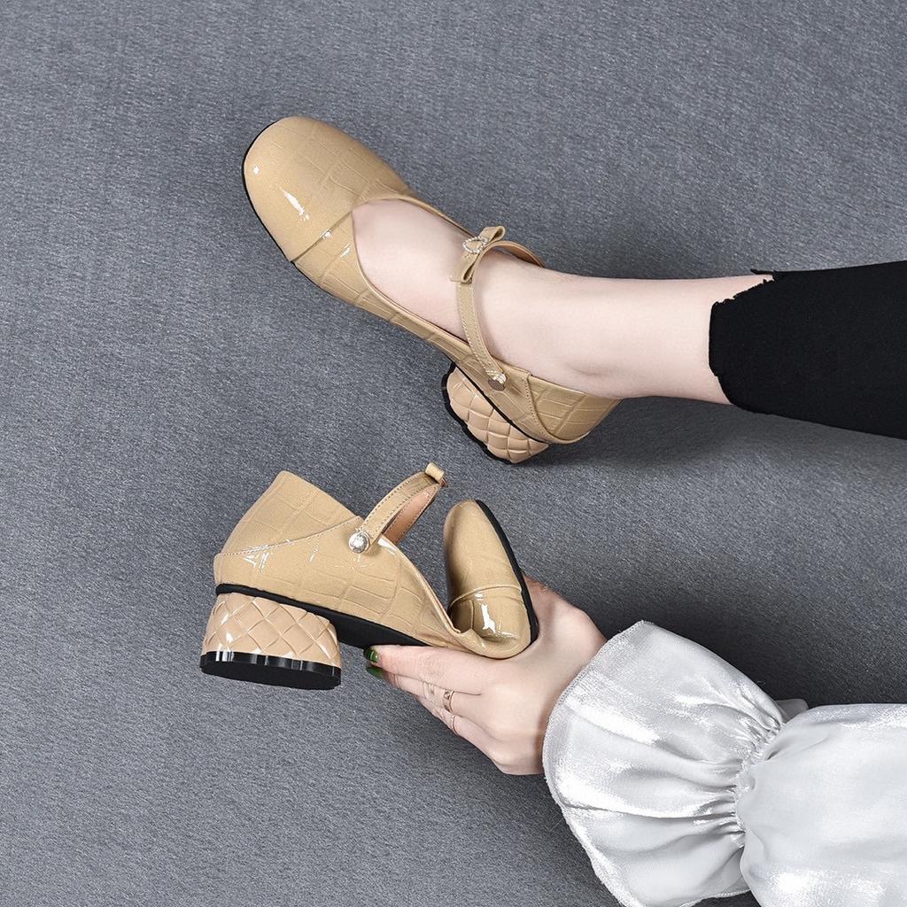 Women's Shoes Spring New Bow Buckle Single Shoes First Layer Cow Patent Leather Low Heel Two Wear Loafers Women's Shoes