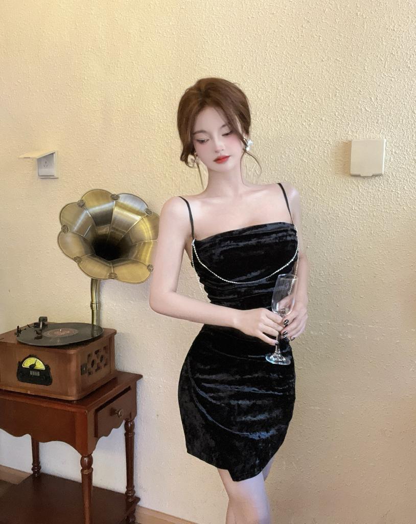 Temperament Golden Velvet Irregular Suspender Dress Nightclub Sexy Waist Pure Hip Wrap Bottom Dress