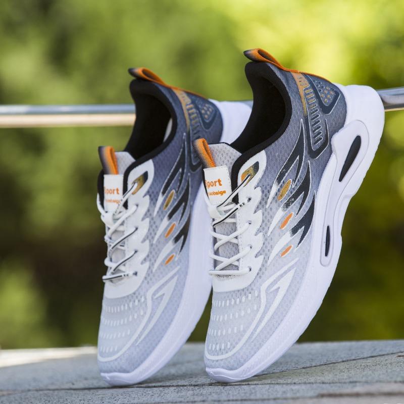 New men's running shoes breathable ice silk mesh soft sole casual sports shoes light casual fashion men's shoes