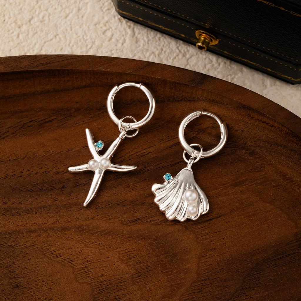 Summer Niche Design Sense Starfish Shell Asymmetrical Ear Buckle Diamond Pearl Fashion Simple Temperament Earrings