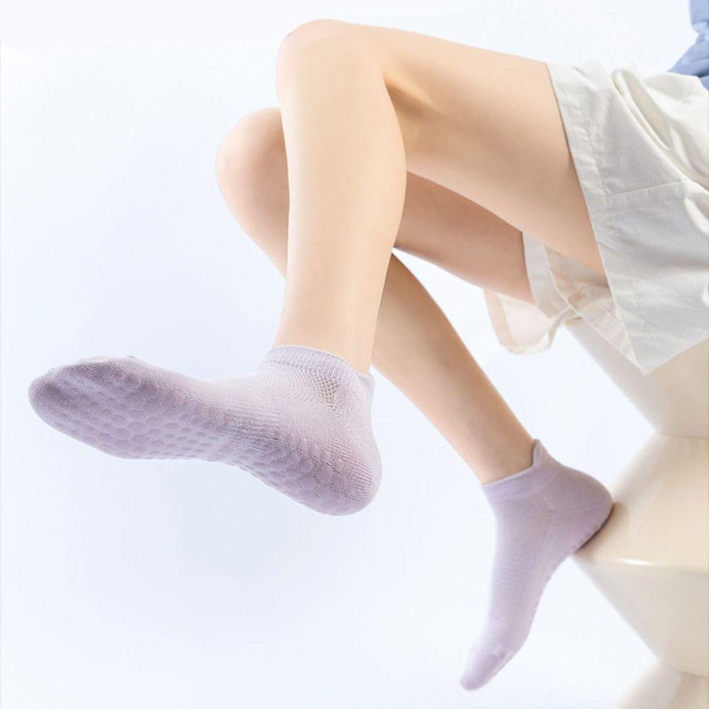 5Pairs Simple Anti-Slip Fitness Socks Sweat-Absorbent Short Tube Socks Yoga Socks Women  Dance