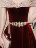 A Women's Rhinestone Inlaid Chain Waistband with a Premium Gold Waistchain