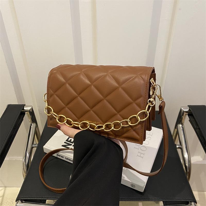 Rhombus Embroidery Thread Fashion Chain Handbag Small Bag Women's 2025 Winter New Solid Color Messenger Bag Small Square Bag