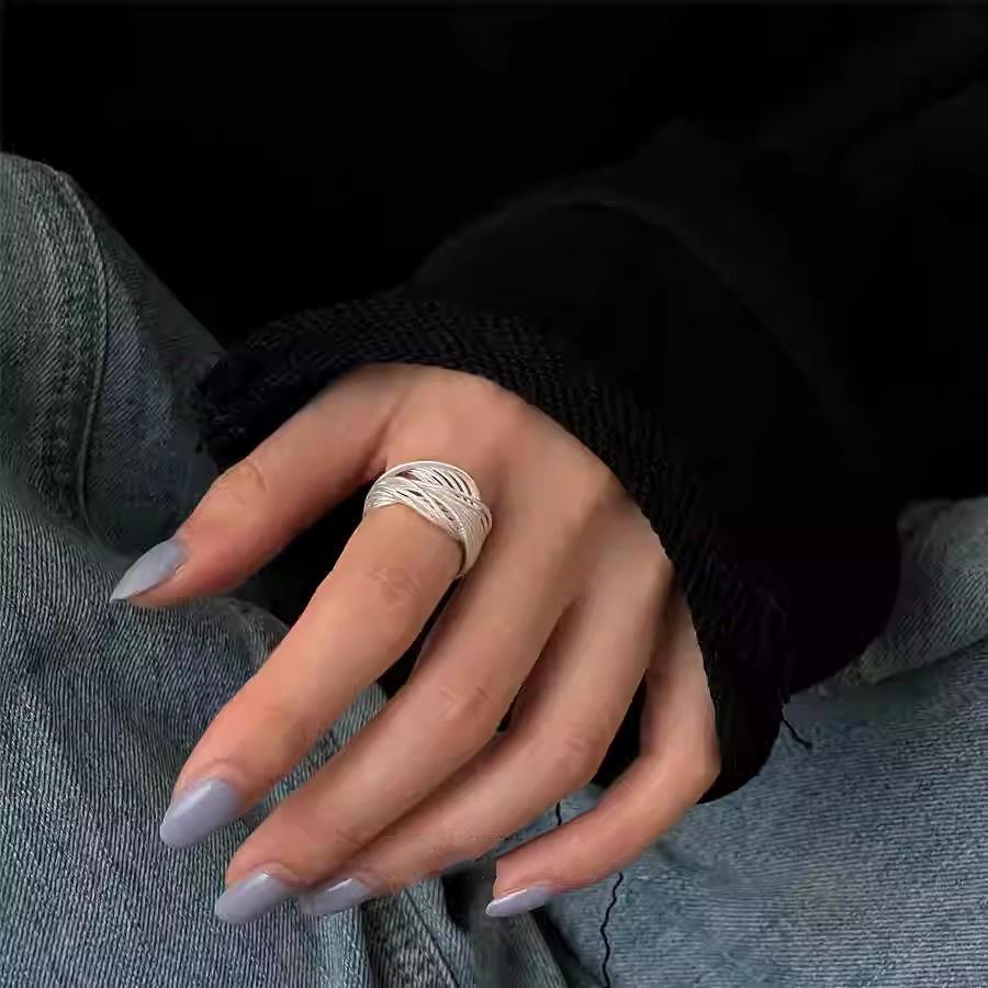 Trendy Geometric Lines Adjustable Ring for Women – Versatile, Stylish & Popular