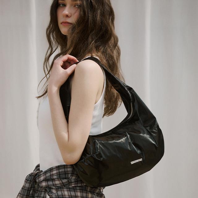 Lap Gleam Hobo Bag Ar7Ab421