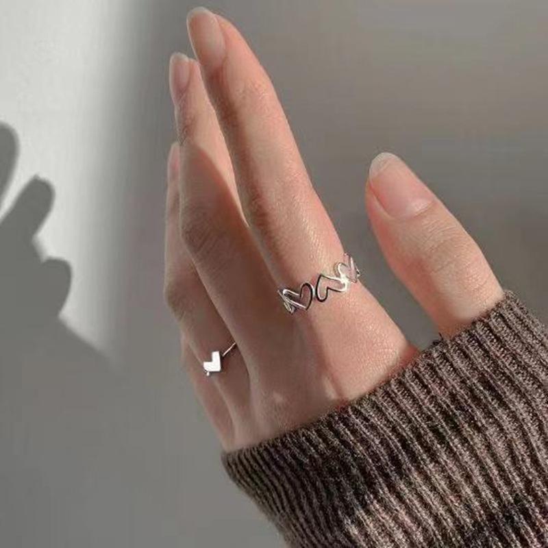 Hollow Love Niche Design Ring: Trendy Open Ring for Women with Unique Style