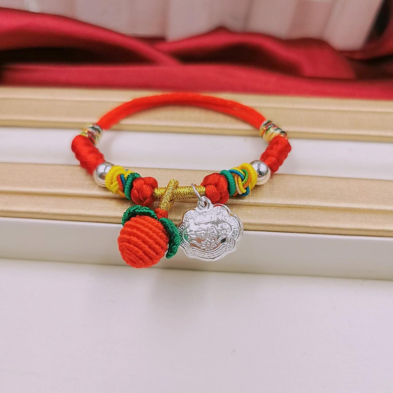 

Браслет из стерлингового серебра с бусиной-замком долголетия и мира - Ручной работы, с дизайном яблока, Рождественский подарок