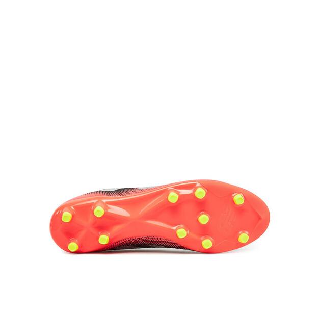 Футбольные бутсы New Balance Tekela