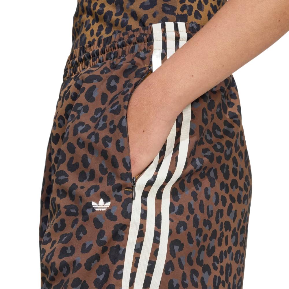 adidas Pantaloni da Tuta Satinati a Gamba Larga da Donna Originals Firebird Stampa Leopardo JW7302