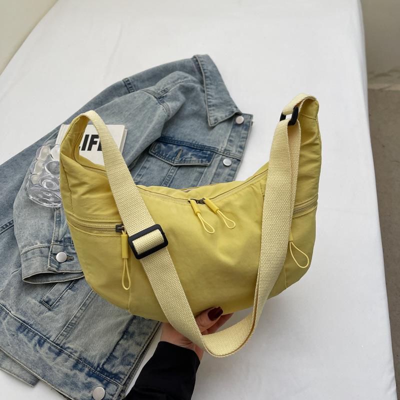 2025 Fashion New Casual Large-capacity Croissant Light and Simple Washed Cloth Versatile Commuter Shoulder Messenger Bag