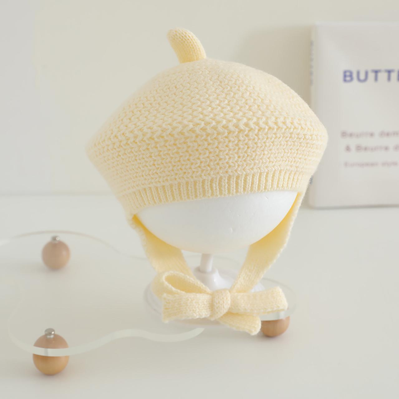 

Зимняя теплая детская беретка со шнуровкой, однотонная, шапка художника для девочки, вязаная шапка с ушками для младенца, малыша, ребенка бежевый