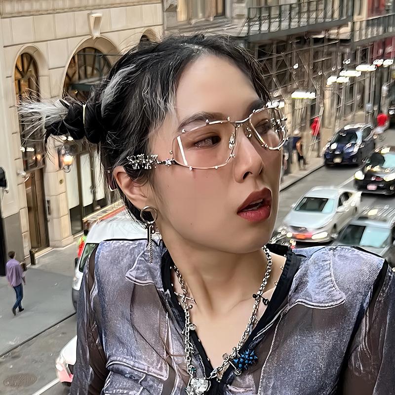 Glasses Punk Sunglasses Oversized Cat Eye Glasses Metal Oversized Oval Shades Frame Vintage Bling Eyeglasses
