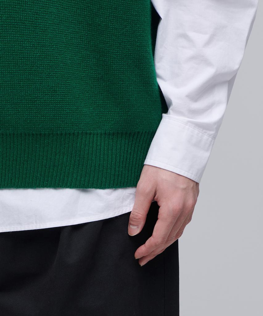 Musinsa Standard Oversized V-Neck Knit Vest [Jolly Green]