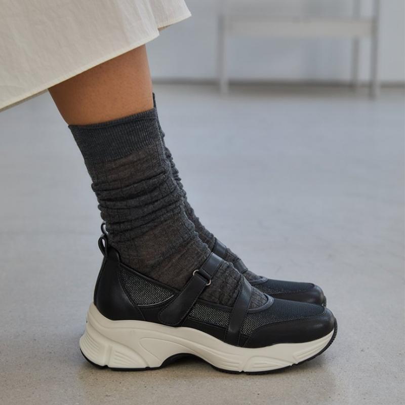 Thom Mcan Women S Comfort Mary Jane SneakerS Black 8tmny25S1S