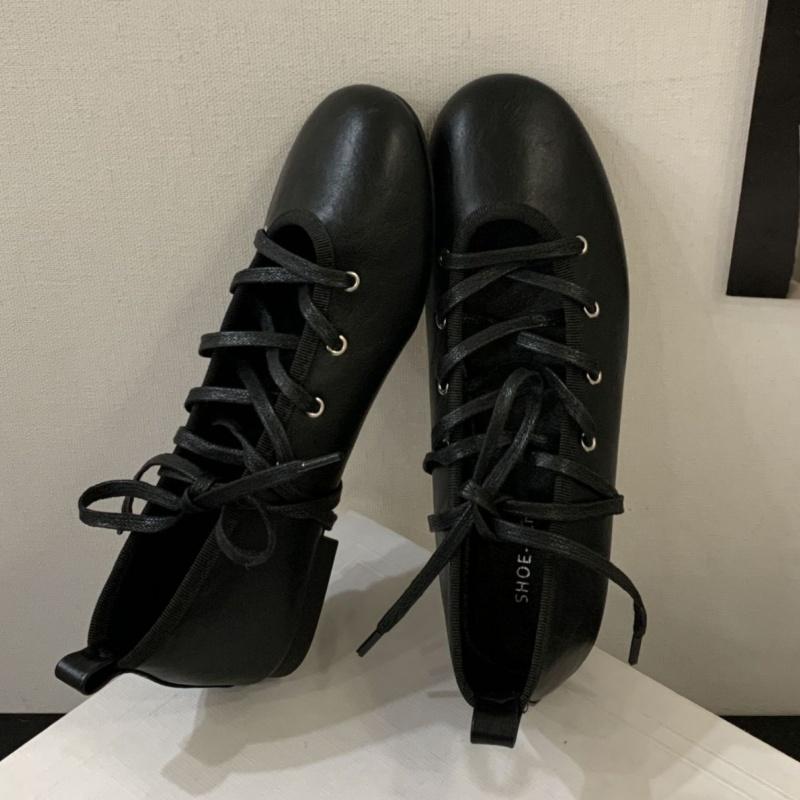 Fashion New Fashion Comfortable Soft Leather Ballet Shoes 2025 Round Toe Lightweight Designer Shoes Elegant Party Dress Women Shoes