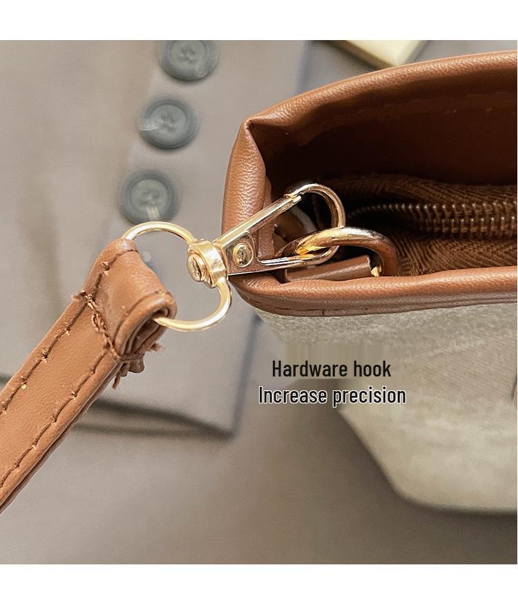 Elegant Light Luxury Crossbody Bag – Trendy Single-Shoulder Bucket Handbag for Women.